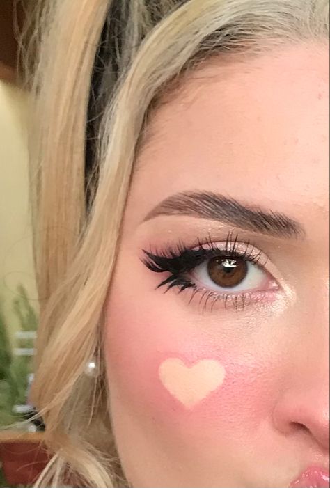 Pink makeup inspired of Star Butterfly |Valentines makeup #aesthetic #valentines #makeup #pinkmakeup #heart Love Heart Makeup Looks, Blush Hearts Makeup, Makeup Hearts On Cheeks, Heart Cheeks Makeup, Heart Blush Makeup Look, Star On Cheek Makeup, Pink Makeup Looks Halloween, Hearts On Cheeks Makeup, Valantain Day Makeup