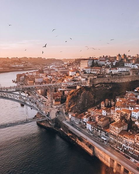How to spend 3 days in Porto - what to do in Porto and where to stay in Porto, Portugal. #porto #portugal #visitportugal #travel #traveltips #traveldestinations Porto Travel, Portugal Travel Guide, Europe Itineraries, Visit Portugal, Voyage Europe, Destination Voyage, Visit Europe, Europe Travel Guide, Europe Travel Destinations