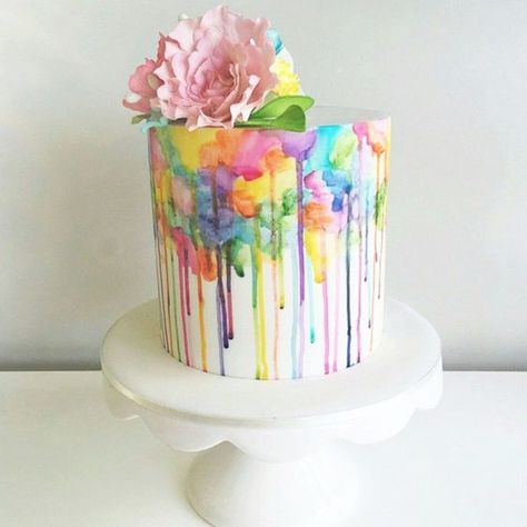 Bright Cake Ideas, Cupcake Torte, Drippy Cakes, Rodjendanske Torte, Quinceanera Cakes, Watercolor Cake, Savory Cakes, Painted Cakes, Colorful Cakes