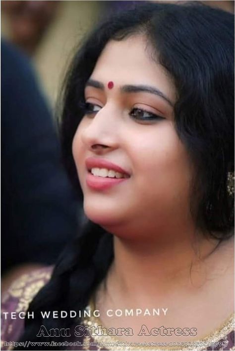 Anu Sitara, �विवाह की दुल्हन, Anu Sithara, Vishnu Wallpapers, Women Faces, Lord Vishnu, Pretty Women, Beautiful Women Faces, Couple Images