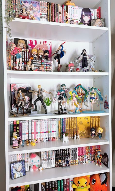 #manga #mangacollection #animefigures #figurecollection #mangashelf #bookshelf #aesthetic #shelf #chainsawman #bananafish #demonslayer #attackontitan #mydressupdarling #onepiece #cinnamoroll #hastunemiku Geek Bedroom, Otaku Room Aesthetic, Aesthetic Shelf, Aesthetic Bookshelves, Cute Bookshelves, Anime Bedroom Ideas, Bookshelf Room, Aesthetic Bookshelf, Bookshelf Aesthetic