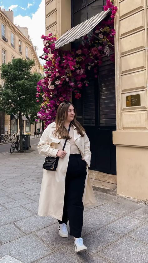 Plus Size Paris Outfit Inspo Plus Size Airport Outfit, Paris Outfits Spring, Spring Outfits Japan, Paris Spring Fashion, Paris Outfit Ideas, Casual Plus Size Outfits, Plus Size Trench Coat, Outfit Paris, Plus Size Winter Outfits