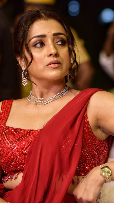 Hilarious Pictures, Trisha Actress, Trisha Krishnan, Stylish Actresses, Beautiful Dresses For Women, 4k Wallpaper, Bollywood Girls, Hot Pics, Beautiful Bollywood Actress