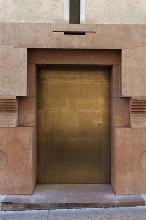 Sendai, Carlo Scarpa, Carlo Scarpa Architecture, Modern Entrance, Verona Italy, Famous Architects, Front Door Design, Brutalism, Door Design