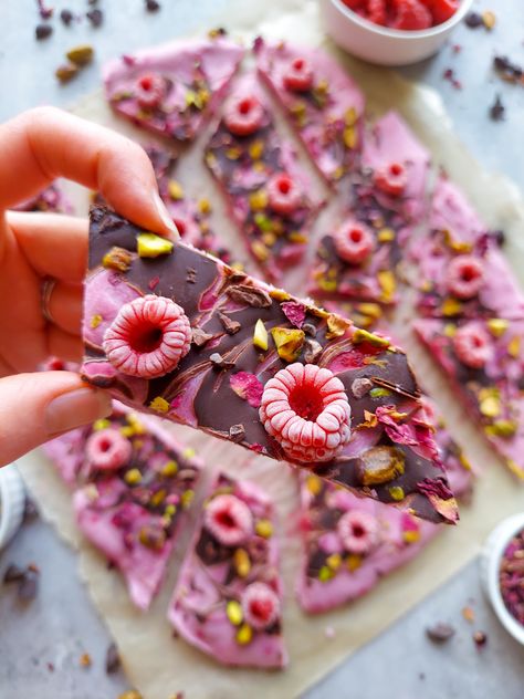 Raspberry Rose Pistachio Yogurt Bark Pistachio Yogurt, Yogurt Bark Recipe Frozen, Rose Pistachio, Raspberry Pistachio, Yogurt Bark Recipe, Frozen Yogurt Bark, Raspberry Yogurt, Chocolate Yogurt, Raspberry Rose