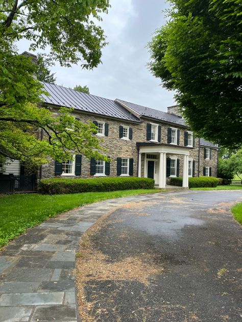 Architecture Classic, Virginia House, House Farm, Colonial Exterior, Virginia Homes, Humble Abode, Home House, Where The Heart Is, My Dream Home