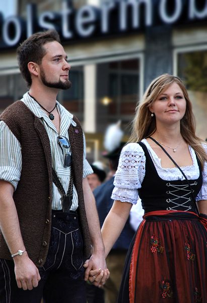 dirndl. Traditional German Clothing, German Costume, German Dress, German Outfit, Oktoberfest Party, Dirndl Dress, National Dress, Folk Costume, Traditional Dresses