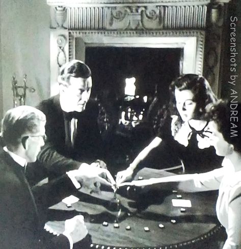 Alan Napier, Ray Milland, Gail Russell and Ruth Hussey - the seance....THE UNINVITED (1944) Classic Films, The Uninvited 1944, Ruth Hussey, Gail Russell, Psychic Tv, Ray Milland, The Uninvited, Unexplained Phenomena, Psychic Abilities