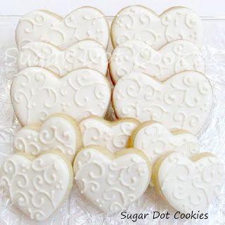 Sugar Dot Cookies: White on White Wedding Sugar Cookies with Royal Icing Wedding Sugar Cookies, Decorative Desserts, Wedding Cookies Decorated, Wedding Shower Cookies, Anniversary Cookies, Wedding Cake Cookies, Bridal Shower Cookies, Wedding Sweets, Sugar Cookie Designs