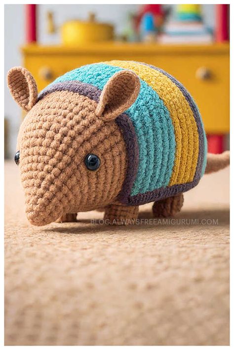 Amigurumi Ramón the Armadillo Free Crochet Pattern Amigurumi Patterns, Amigurumi Armadillo, Armadillo Crochet Pattern, Crochet Armadillo, Crochet Hedgehog Free Pattern, Amigurumi Safari, Crochet Stuffies, Miniature Crochet, Crochet Animals Free Patterns