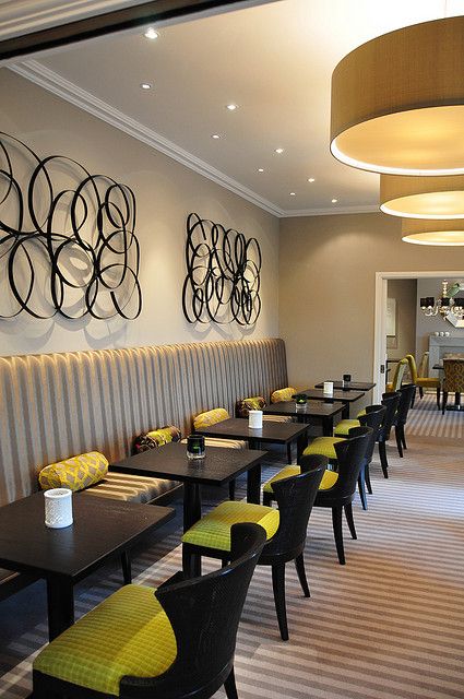 Restaurant banquette seating | Flickr - Photo Sharing! Banquette Restaurant, Banquette Seating Restaurant, Restaurant Banquette, Restaurant Seating Design, Small Restaurant Design, Modern Restaurant Design, Cafe Seating, Restaurant Seating, Restaurant Architecture