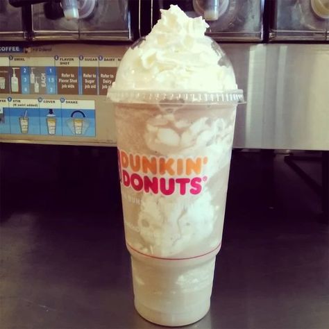 Dunkin Secret Menu Drinks, Dukin Donuts, Dunkin Donuts Drinks, Best Dunkin Donuts Drinks, Dunkin Donuts Coffee Drinks, Duncan Donuts, Dunkin Drinks, Dunkin Iced Coffee, Dunkin Coffee