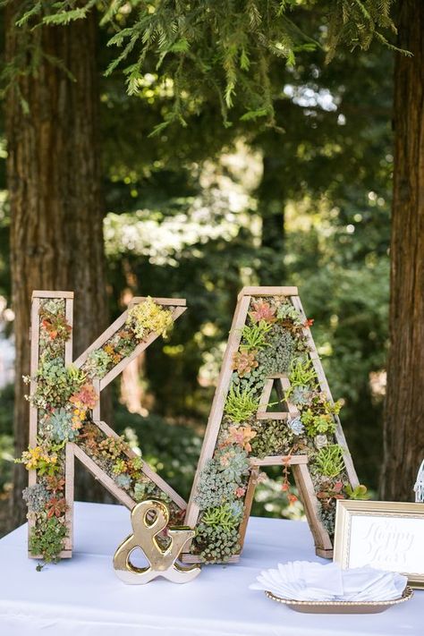 welcome table with succulent initial signs / http://www.himisspuff.com/succulent-wedding-decor-ideas/ Moody Succulent Wedding, Initial Letter Decor, Wedding Welcome Table, Succulent Wedding Decor, Table Decoration Wedding, Welcome Table, Wedding Ceremony Signs, Wedding Initials, Succulent Wedding