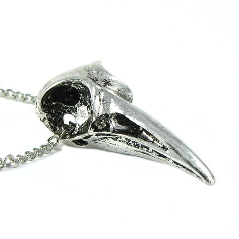 Skull Jewelry Women, Bird Skull Jewelry, Bird Skull Necklace, Silver Bird Necklace, Raven Skull Necklace, Ecu Pirates, Raven Bird, Raven Necklace, Hummingbird Necklace