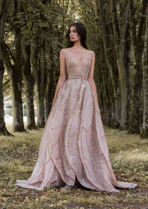 Rose gold dragonfly gossamer wing-inspired wedding dress by Paolo Sebastian // Beautiful couture wedding gown inspiration from Paolo Sebastian's 2016/2017 Autumn Winter "Gilded Wings" collection {Facebook and Instagram: The Wedding Scoop} Zuhair Murad, Paolo Sebastian, Rose Pale, Engagement Dresses, Colored Wedding Dresses, Gorgeous Gowns, Couture Dresses, Beautiful Gowns, Fancy Dresses