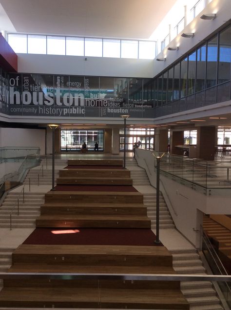 The new University of Houston student center University Of Houston Aesthetic, Aesthetic Houston, Houston University, Campus Aesthetic, Vacation Pics, Houston Street, Fake Life, Student Center, Life Vision Board