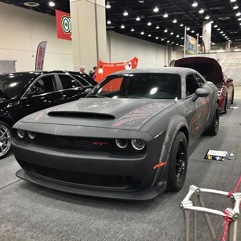 Mark Trostle on Instagram: “Unique graphics on this Demon at the #detroitautorama2019  #dodge #demon #srt #challenger” Motocross, Dodge Challenger Aesthetic, Dodge Demon Srt, Dodge Demon Challenger, Cars Challenger, Dodge Srt Demon, Dodge Challenger Demon, Srt Challenger, Challenger Demon