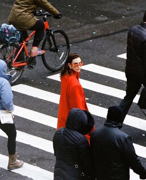 On Location Photoshoot, Alexa Chung Aesthetic, Film Street Photography, Film Fashion Photography, Classy Editorial, Fashion Street Photography, Daniel Arnold, Street Style Photoshoot, Street Editorial