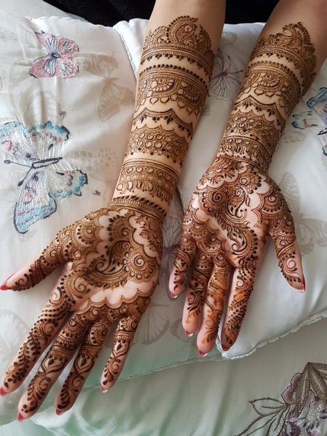 Palm Henna Designs, Wedding Henna Designs, Indian Henna Designs, Palm Mehndi Design, Floral Henna Designs, Modern Henna Designs, Very Simple Mehndi Designs, Easy Mehndi, Bridal Henna Designs