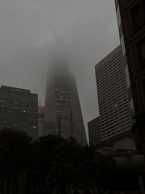 New York City dressed in a cloudy overcast. Wattpad Lifestyle, Cloudy Photography, Cloudy City, Grey Hour, Cloudy Aesthetic, New York Brownstone, New York Buildings, Three Wise Monkeys, Building Aesthetic