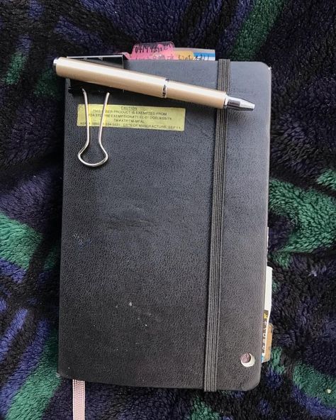 :: Moleskine Aesthetic, Note Book Aesthetic, Moleskin Journal, Notebooks Aesthetic, Lev Livet, Moleskine Journal, Creative Books, Austin And Ally, Art Journal Therapy