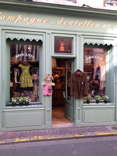 Brocante & Vintage clothing shop - Honfleur. Absolutely loaded with goodies ! Antique Store Fronts Vintage Shops, Clothing Shop Exterior, Small Vintage Shop, Vintage Clothing Store Interior, Vintage Boutique Aesthetic, Vintage Shop Aesthetic, Vintage Store Fronts, Vintage Shop Fronts, Vintage Shop Interior