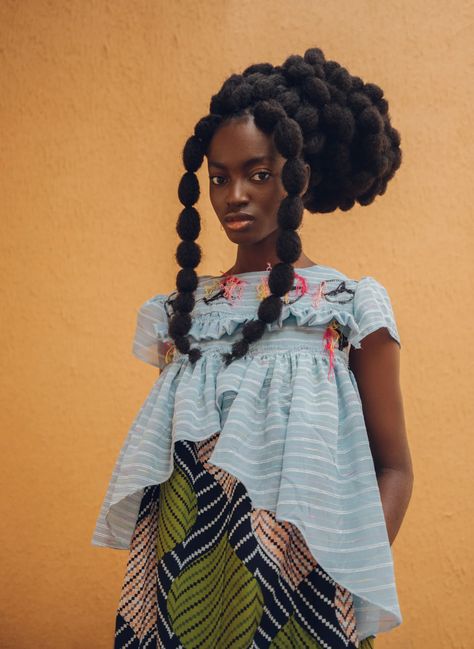 African Hairstyles Traditional, African Hairstyles Natural, 4c Natural Hairstyles Medium, Ghanaian Hairstyles, Vogue Hairstyles, African Nature, Ghana Fashion, Afro Hairstyle, Ghanaian Fashion