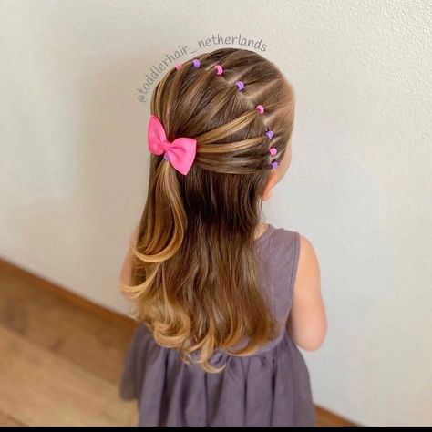 #throwbackthursday to this ponytail with an elasticstyle and ropetwistbraids❤️ Let me know what you think about it☺️ . . . . . . . . . . .… | Instagram Daughter Hairstyles, Girls Hairdos, Cute Toddler Hairstyles, Girly Hairstyles, Easy Little Girl Hairstyles, Girl Hair Dos, Girls Hairstyles Easy, Kids Hairstyles Girls