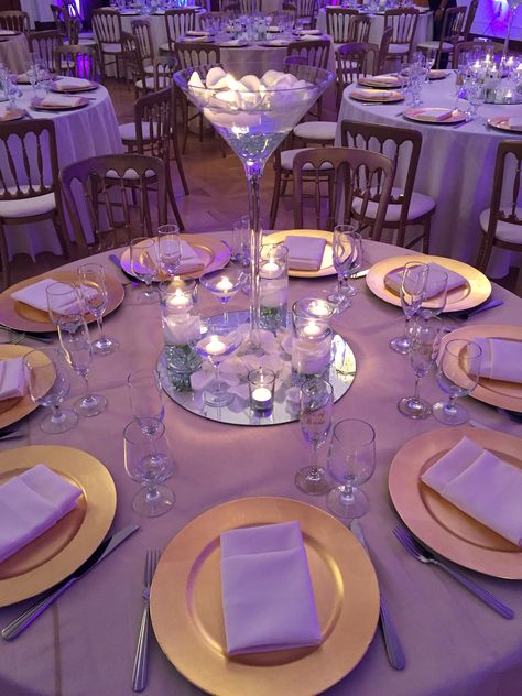 Champagne And Purple Quinceanera Theme, Quince Lavender Centerpieces, Purple Dresses For Quinceanera, Purple Party Favors Ideas, Venus For Quince, Lilac And Gold Quinceanera Decorations, Purple Gold Quinceanera Theme, Light Purple And White Wedding Theme, Purple Sweet 16 Aesthetic