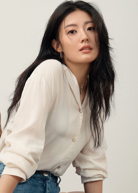 Nam Ji Hyun Actress, Nam Ji Hyun, The Artist Movie, Jun Ji Hyun, Korean Face, Fashion Terms, Kim Go Eun, Ji Hyun, 한국 여배우