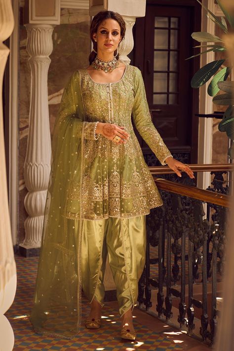 Shop for LASHKARAA Green Net Intertwined Floral Embroidered Kurta Tulip Pant Set for Women Online at Aza Fashions Bridal Mehndi Dresses, Tulip Pants, Kurti Style, Peplum Styles, Pakistani Wedding Outfits, Indian Dresses Traditional, Punjabi Suit, Stylish Party, Peplum Styling