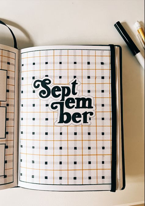 Fall Bujo, Bullet Journal 2023, September Bujo, September Bullet Journal, S Lettering, Journal Simple, Bujo Art, Journal 2023, Bullet Journal Work