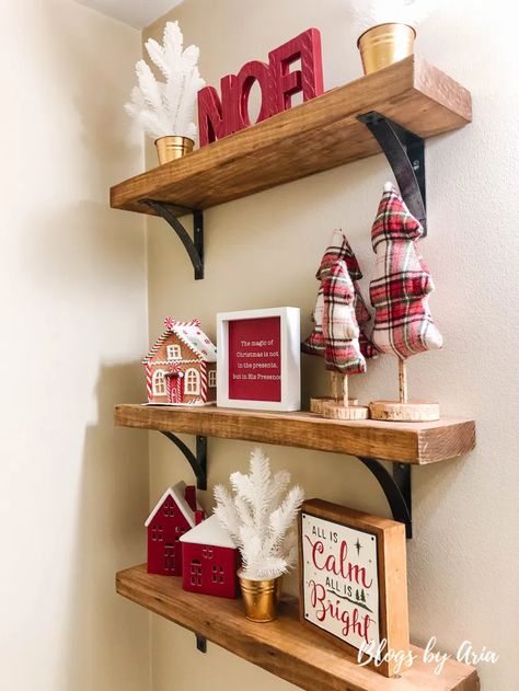 Bedroom Ideas Christmas Room Decor, Christmas Bathroom Decor Farmhouse, Winter Decor Apartment, Christmas Fireplace Shelves Decor, Diy Christmas Background For Photos, Farmhouse Christmas Decor Bathroom, Christmas Decor Restroom, Kitchen Decor Christmas Ideas, Home Decoration For Christmas