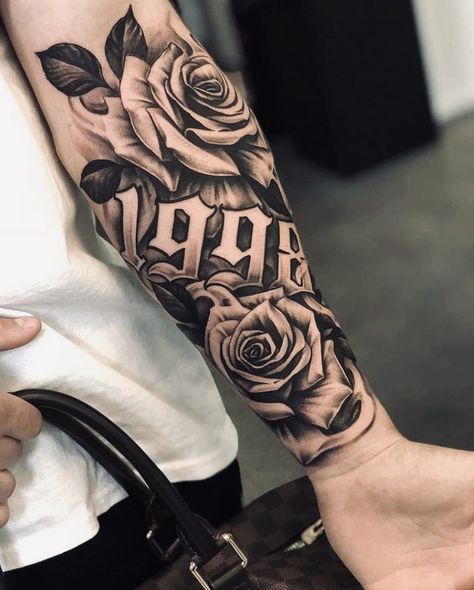 Tattoo Inspiration, Rosen Tattoo Mann, Tato Lengan, Men Tattoos Arm Sleeve, Forarm Tattoos, Forearm Sleeve Tattoos, Cool Forearm Tattoos, Inspiration Tattoos, Arm Sleeve Tattoos