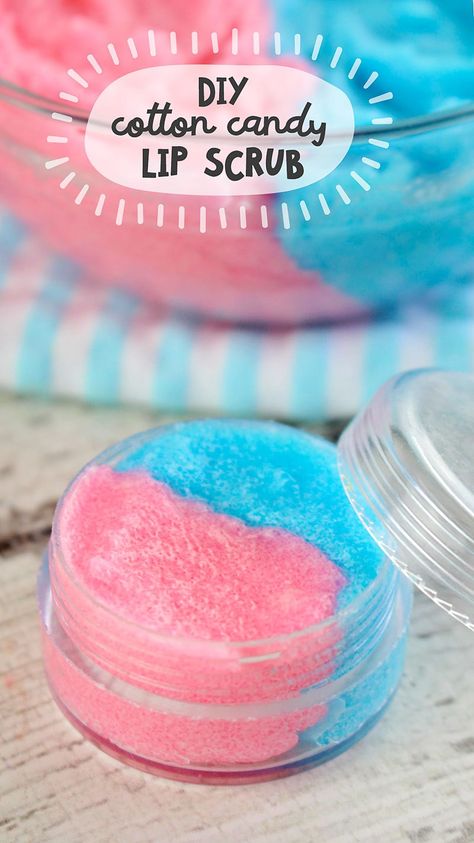 Lipgloss Diy, Lip Peeling, Flavored Lip Scrub, Tutorial Alis, Diy Sugar Scrub Recipe, Lip Scrub Recipe, Scrub Corpo, Cotton Candy Flavoring, Candy Lips