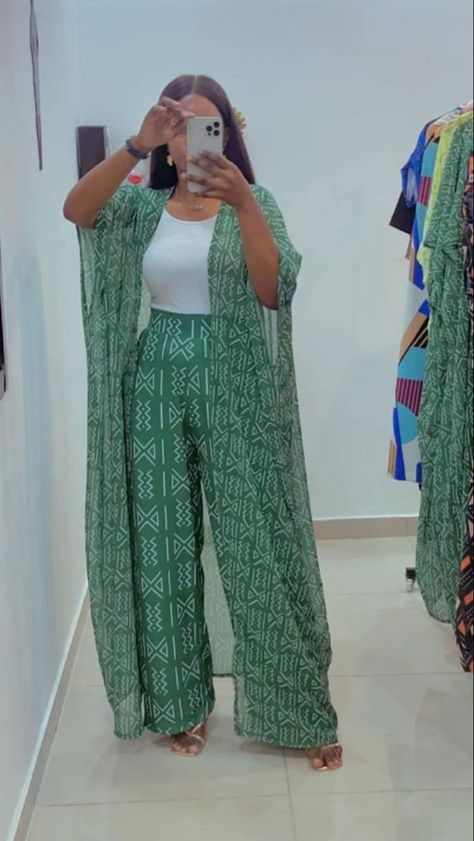 Trend Couture, Jamaican Snacks, Modest Dresses Fashion, Influencer Fashion, Chic Dress Classy, 2piece Outfits, Mode Kimono, Dinner Dress Classy, African Inspired Clothing