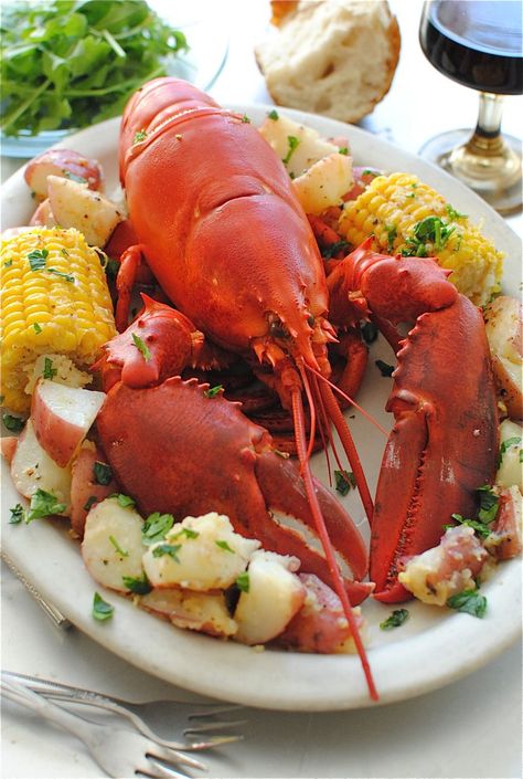 Lobster Recipes, Shellfish Recipes, Essen, Potatoes And Corn, Live Lobster, Fresh Lobster, Cooking Seafood, The Lobster, Seafood Dinner