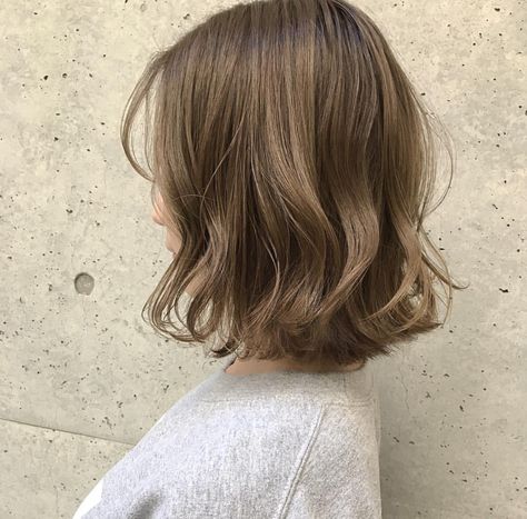 Ashy brown hair Balayage, Light Beige Brown Hair Short, Soft Light Brown Hair Short, Short Cool Tone Brown Hair, Short Brown Hair With Highlights Ashy, Dusty Light Brown Hair, Ashy Toned Hair, Ash Brown Balayage Curtain Bangs, Light Brown Hair On Short Hair