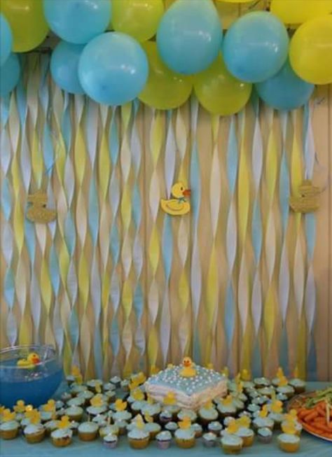 Baby Shower Foods, Rubber Ducky Balloon Arch, Ducks Baby Shower Ideas, Rubber Duck Baby Shower Ideas, Duck Themed Birthday Party, Baby Shower Themes Boy, Duck Decorations, Duck Birthday Theme, Baby Shower Ideas Decorations