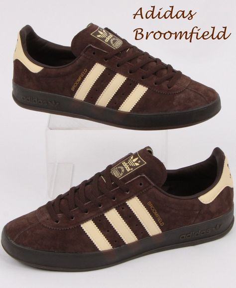 New release - Adidas Broomfield in Brown suede/Easy Yellow /// available at 80's Casual Classics Adidas Broomfield, Adidas Retro, Classic Adidas, Adidas Shoes Mens, Adidas Trainers, Funky Shoes, Fresh Shoes, Shoe Inspo, Brown Sneakers