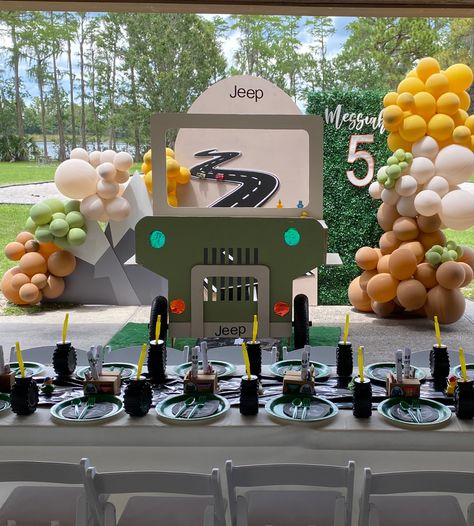 Jeep 2nd Birthday Party, Jeep Birthday Party Ideas, Jeep Party Ideas, Jeep Themed Birthday Party, Jeep Birthday Party, Jeep Birthday, Birthday Party Decor Ideas, 1st Birthday Boy Themes, 5th Birthday Boys