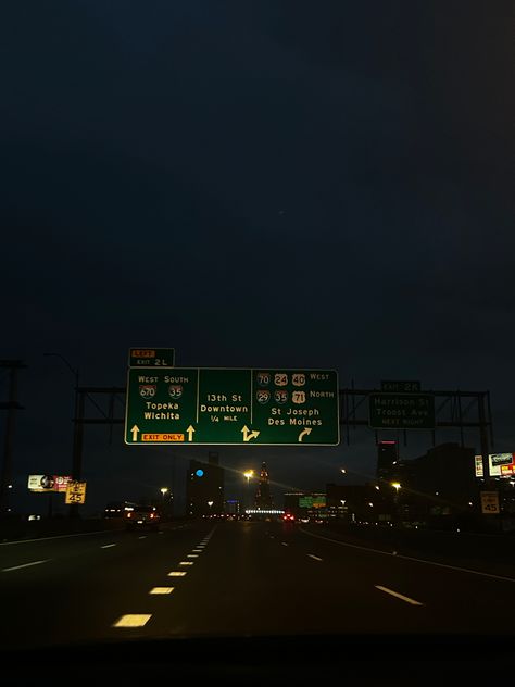 highway city night downtown kansas city missouri Highways At Night, Night Highway Aesthetic, Highway Aesthetic, Highway Background, Night Highway, Highway At Night, Rock City, City Night, Calm Before The Storm