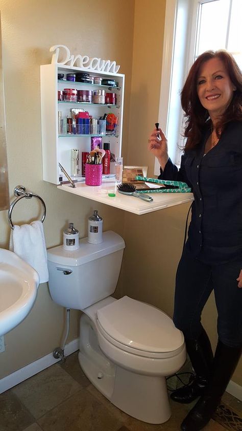 I got an email recently from Johanna Paige, a grade school PE teacher who invented a nifty solution to counter-less bathrooms. A mix between a medicine cabinet and a table, this wall-mounted organi… Master Bathrooms, حوض الحمام, Camper Interior Design, Tiny House Furniture, Makeup Light, Narrow Living Room, Tiny House Storage, Tiny House Bathroom, Small Bathroom Storage