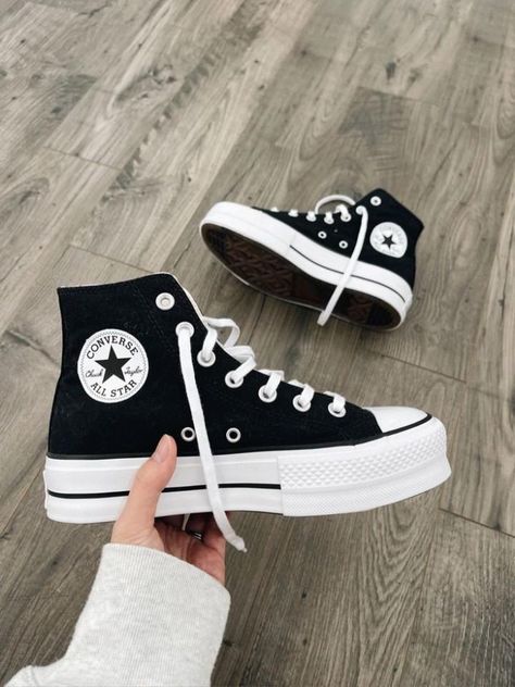 Boty Converse, Black Platform Converse, Cute Converse Shoes, Mode Converse, Cute Converse, Boty Nike, Pretty Shoes Sneakers, Preppy Shoes, Trendy Shoes Sneakers