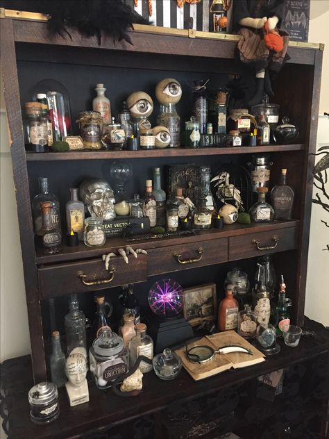 Apothecary Halloween Display, Apocethary Aesthetic, Halloween Witch Apothecary, Apothecary Mantle Decor, Spooky Apothecary Display, Apothecary Room Aesthetic, Witch Apothecary Halloween Decor, Apothecary Decor Bathroom, In Home Apothecary