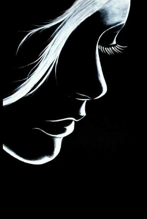 Charcoal Drawings, Silhouette Arte, Beautiful Pencil Drawings, Black Paper Drawing, Siluete Umane, Soyut Sanat Tabloları, Seni Cat Air, Lukisan Cat Air, Paper Drawing