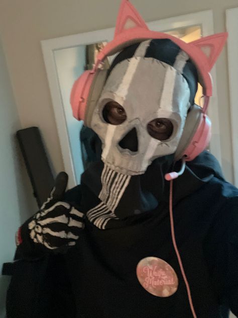 Ghost Mw2 Cosplay, Ghost Cosplay Cod, Ghost Cod Cute, Simon Ghost Riley Cosplay, Ghost Cosplay Call Of Duty, Cod Ghost Cosplay, Ghost Cod Cosplay, Ghost Cosplay, Cod Ghost