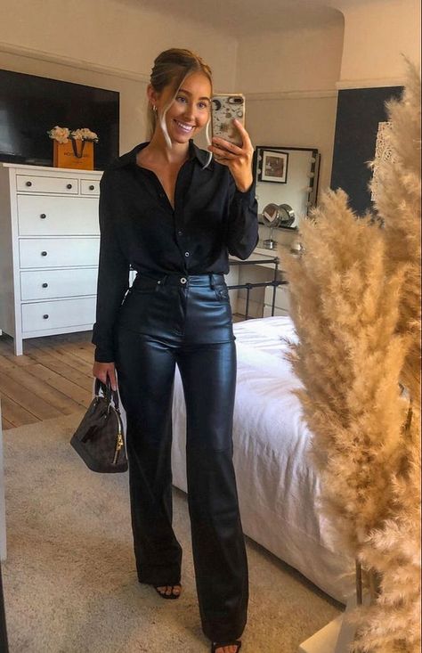 211 All black Outfits Ideas for Ladies to See Before You Go Out – Grand Goldman Go Out Outfit Night Winter, Gno Outfit Fall Night, Date Night Outfit Size 12, Elegant Black Pants Outfit, Going Out Classy Outfits, Bottomless Brunch Ideas Outfits, Carnegie Hall Outfit, Leather Pants Outfit Going Out Classy, Leather Pant Work Outfit