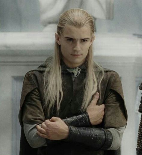 Legolas Orlando Bloom, Orlando Bloom Legolas, Dark Haired Men, Mirkwood Elves, Legolas And Thranduil, Beau Film, Into The West, Tauriel, Fellowship Of The Ring