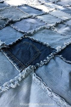 How to Make a Denim Quilt Using Old Jeans (An Ultra Simple Sewing Project!) | Frugal Family Times #Denim #QuiltPattern #DIYQuilt Denim Quilts Old Jeans, Reuse Old Jeans, Denim Rag Quilt, Denim Quilt Patterns, Denim Blanket, Diy Old Jeans, Recyceltes Denim, Denim Quilts, Blue Jean Quilts